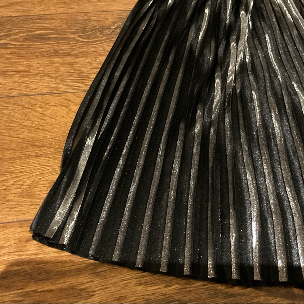 EXPRESS PLEATED SKIRT - Picture 8 of 8